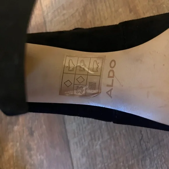 ALDO Ankle Boots - Picture 4 of 5